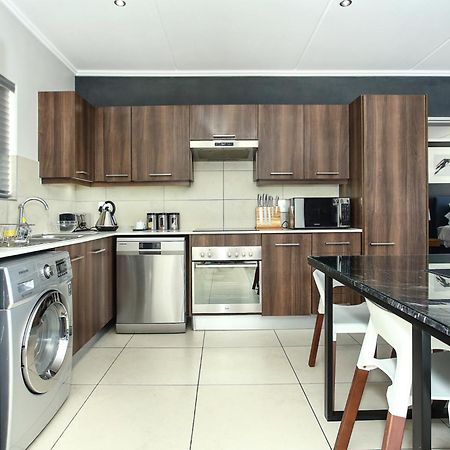 Epic Lifestyle Apartment Sandton Johannesburg Buitenkant foto